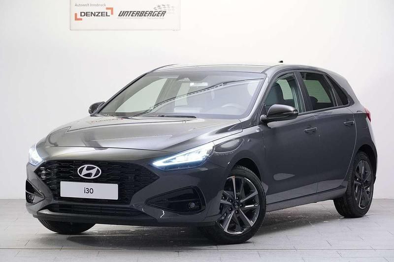 Neu Hyundai i30 GO! 101 PS (74 kW) 2025 Grau Limousine