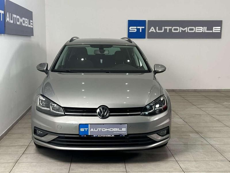 Gebraucht VW Golf VII Trendline 116 PS (85 kW) 2018 Grau Kombi