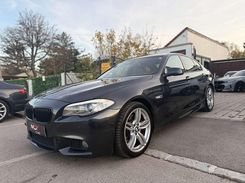 Gebraucht BMW 530 M Sport 258 PS (189 kW) 2011 Grau Limousine