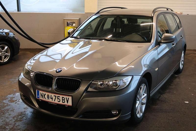 Gebraucht BMW 318 136 PS (100 kW) 2009 Kombi