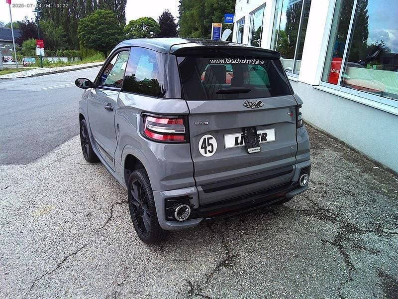 Gebraucht Ligier JS60 2022 Grau Kleinwagen