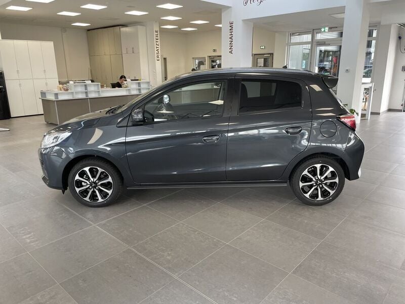 Gebraucht Mitsubishi Space Star 71 PS (52 kW) 2024 Grau Kleinwagen