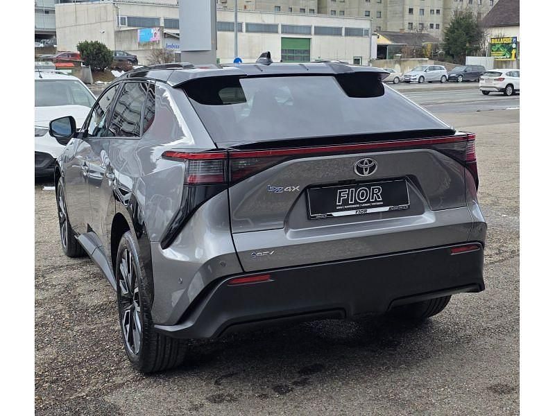 Neu Toyota bZ4X Lounge 164 kW (224 PS) 2026 SUV