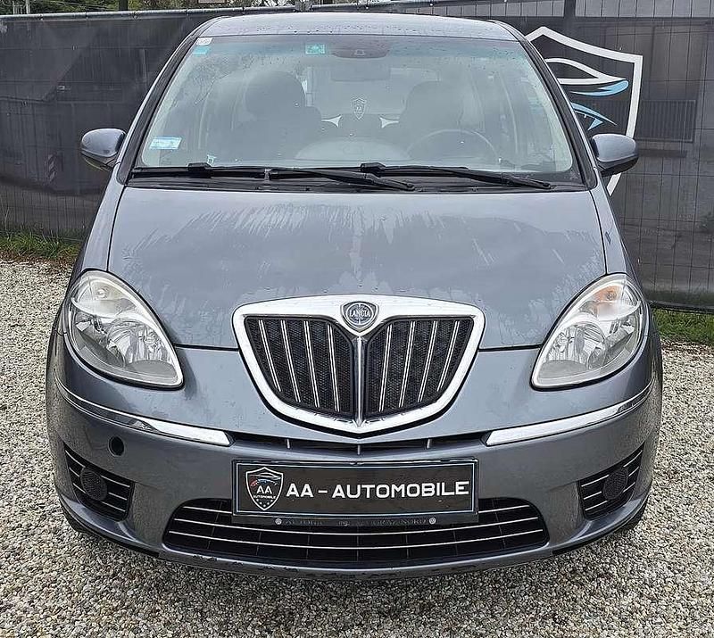 Gebraucht Lancia Musa S 95 PS (69 kW) 2010 Grau Van / Kleinbus