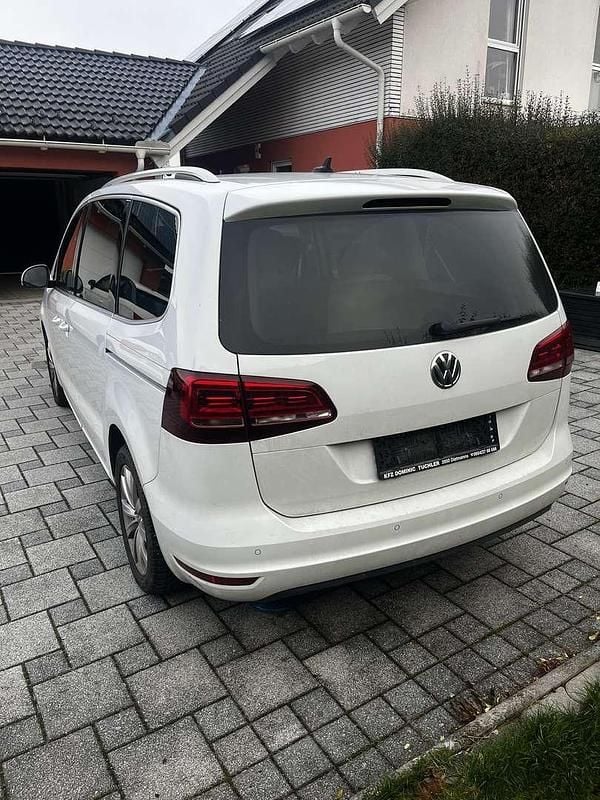 Gebraucht VW Sharan Highline 177 PS (130 kW) 2019 Van / Kleinbus