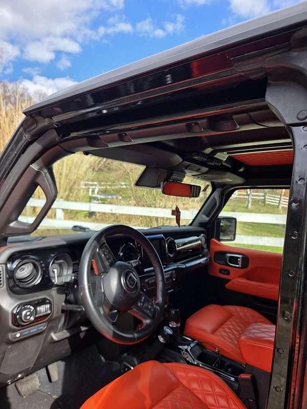 Gebraucht Jeep Wrangler Rubicon 401 PS (294 kW) 2023 Schwarz SUV