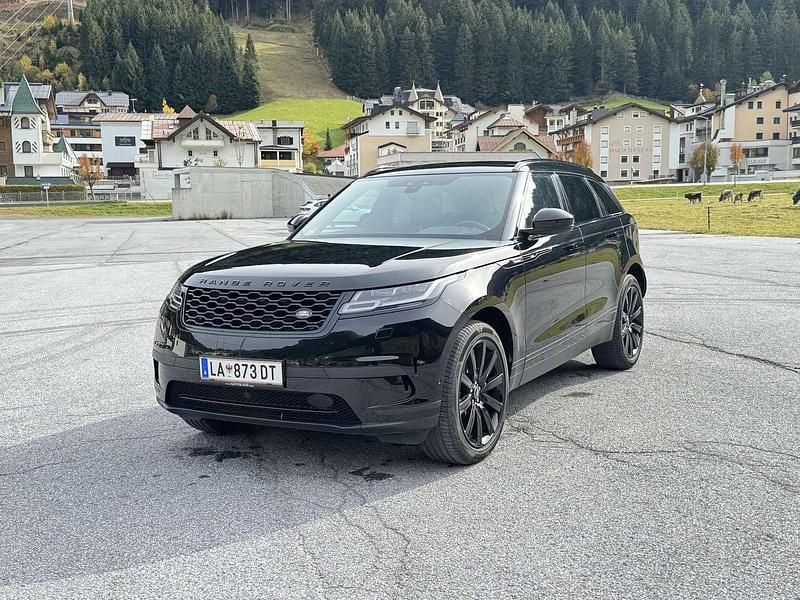 Schwarz Gebraucht 2017 Land Rover Range Rover Velar SUV | € 33.000 (Superpreis) - Bild 1/4