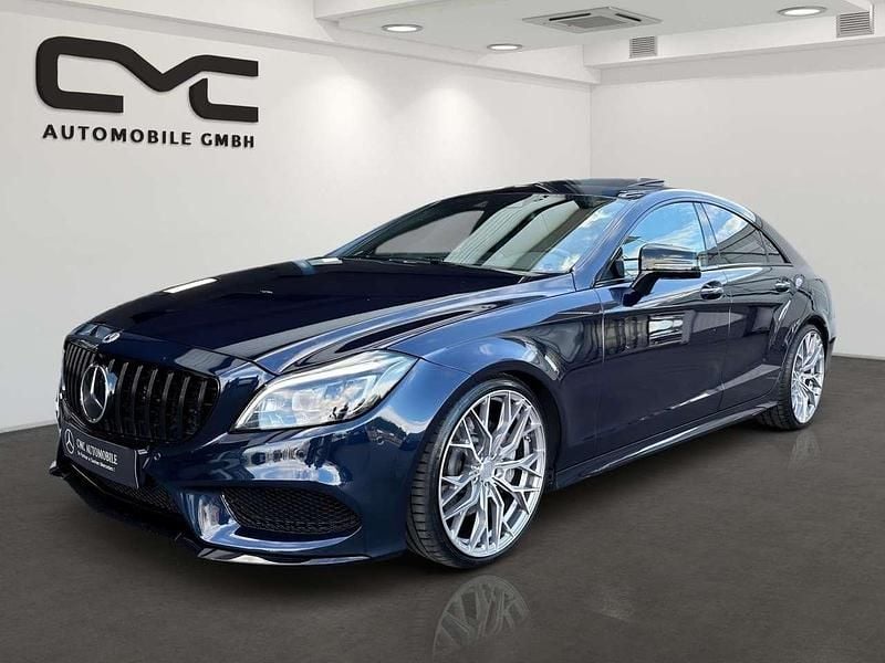 Blau Gebraucht 2016 Mercedes CLS350 AMG line Limousine | € 36.990 - Bild 1/4