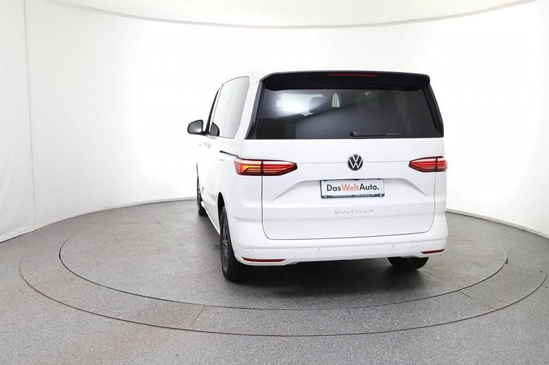 Neu VW Multivan Business 150 PS (110 kW) 2025 Weiss  normal Van