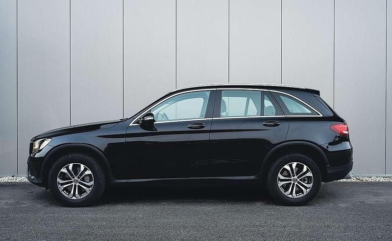 Gebraucht Mercedes GLC250 211 PS (155 kW) 2018 Schwarz SUV