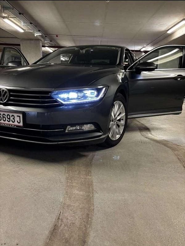 Gebraucht VW Passat Highline 190 PS (139 kW) 2015 Limousine