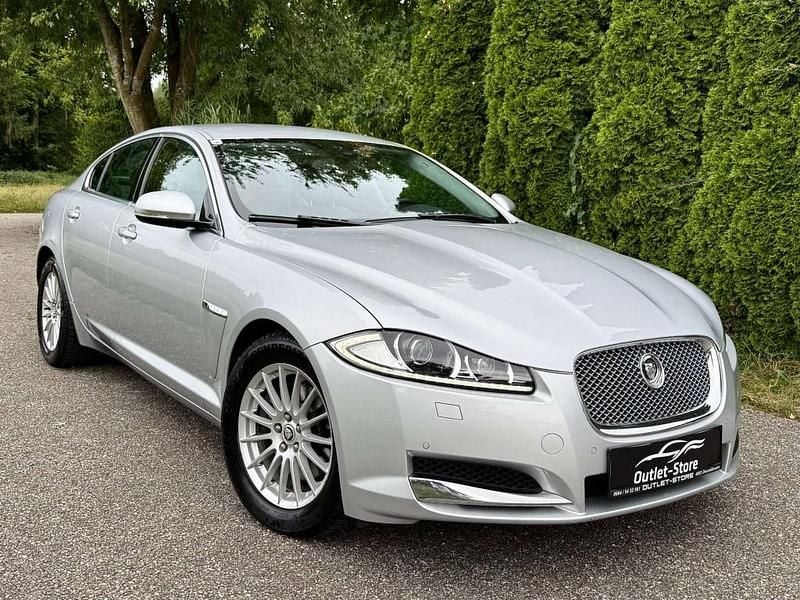 Gebraucht Jaguar XF R 190 PS (139 kW) 2012 Silber Limousine
