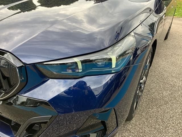 Gebraucht BMW 530e Comfort Edition 190 PS (139 kW) 2024 Blau Limousine