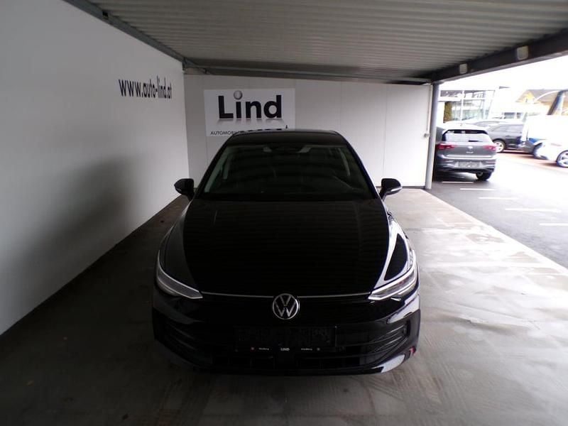 Neu VW Golf VIII 115 PS (84 kW) 2026 Schwarz  metallic
