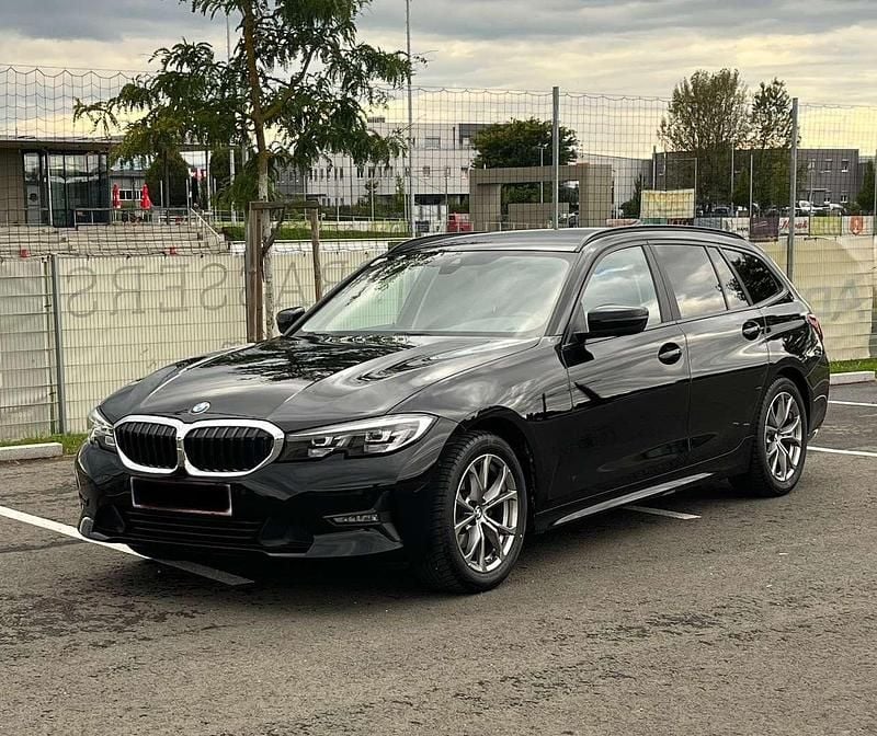 Gebraucht 2022 BMW 318 Kombi | € 24.990 (Guter Preis) - Bild 1/4