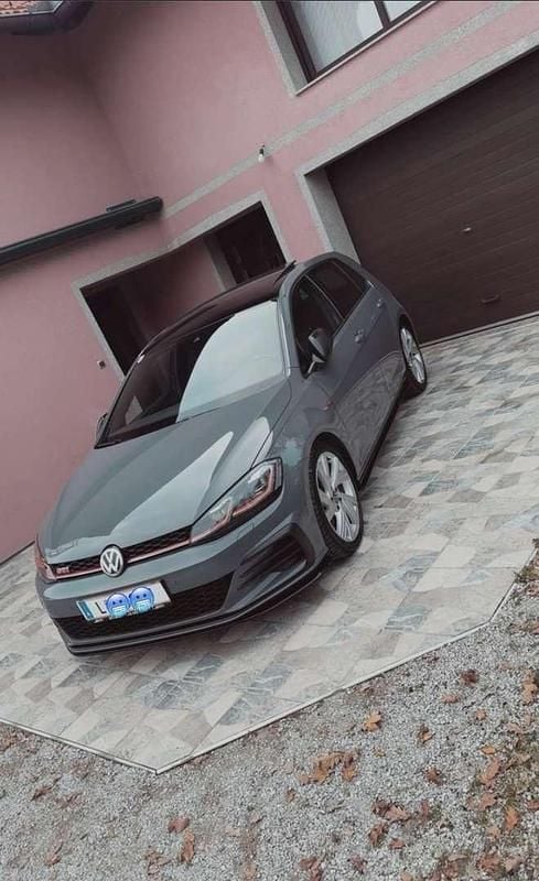 Gebraucht VW Golf VII GTI 290 PS (213 kW) 2019 Limousine
