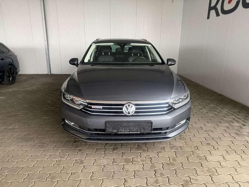 Gebraucht VW Passat Highline 190 PS (139 kW) 2016 Grau Kombi
