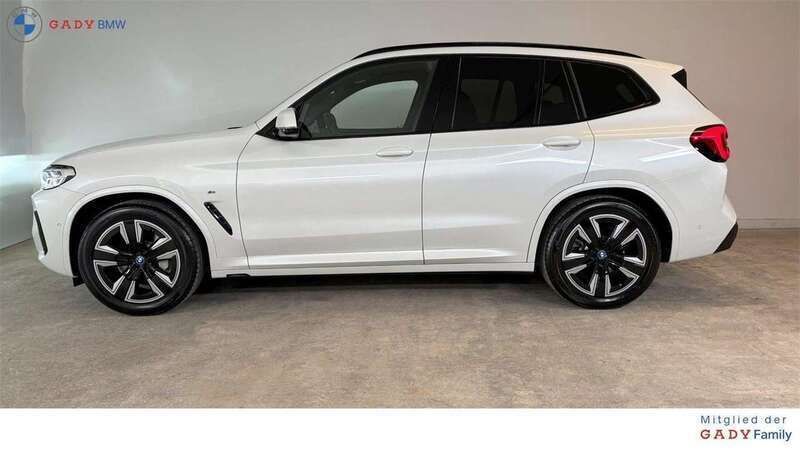 Gebraucht 2025 BMW iX3 El | 286 cars.hp (€ 49.915) | 7350 Burgenland ...