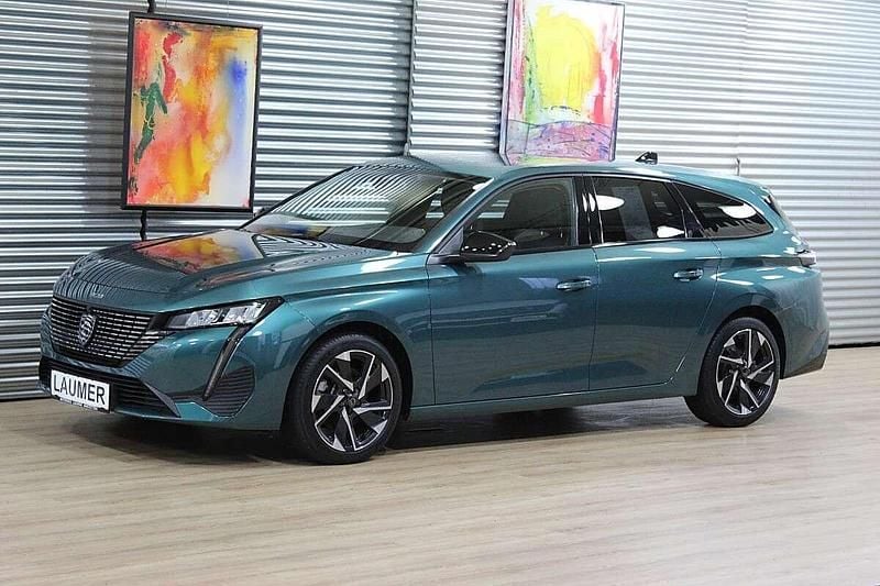 Gebraucht Peugeot 308 SW Allure 131 PS (96 kW) 2024 Blau Kombi