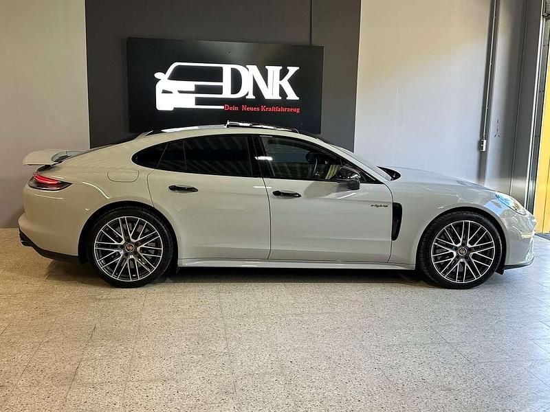 Gebraucht Porsche Panamera Turbo S 571 PS (419 kW) 2023 Grau Limousine