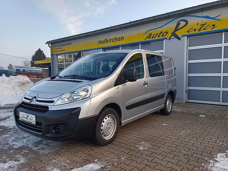 Grau Gebraucht 2015 Citroën Jumpy Van / Kleinbus | € 14.490 - Bild 1/4