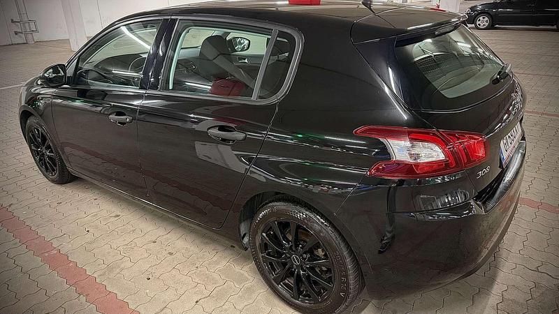 Gebraucht Peugeot 308 Active 82 PS (60 kW) 2015 Limousine