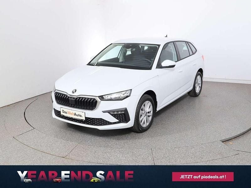Neu Skoda Scala Essence 95 PS (69 kW) 2025 Weiß Kleinwagen