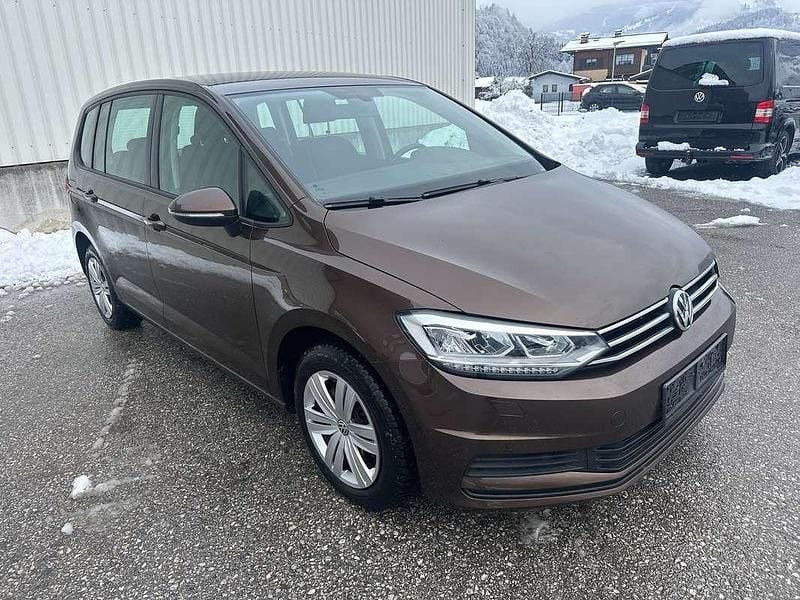 Gebraucht VW Touran 116 PS (85 kW) 2016 Braun Van / Kleinbus