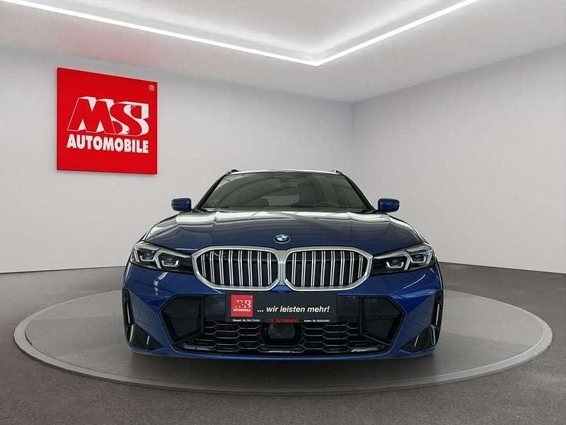 Gebraucht BMW 320 M Sport 190 PS (139 kW) 2024 Blau Kombi