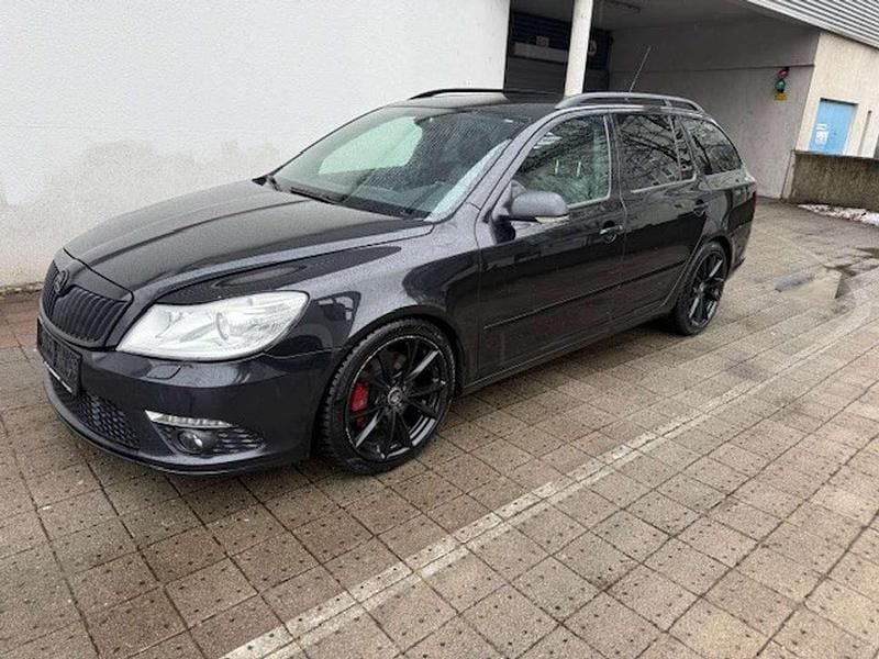 Gebraucht Skoda Octavia RS 200 PS (147 kW) 2010 Grau Kombi