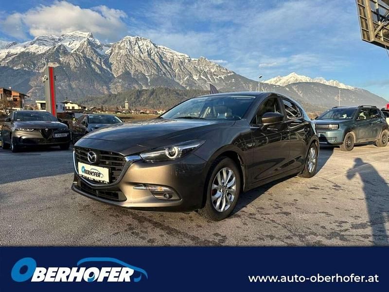 Grau Gebraucht 2018 Mazda 3 Inclusive Limousine | € 13.990 (Fairer Preis) - Bild 1/4