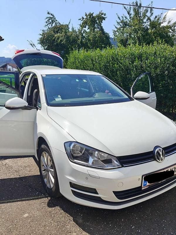 Weiß Gebraucht 2015 VW Golf VII Highline Kleinwagen | € 9.999 (Fairer Preis) - Bild 1/4