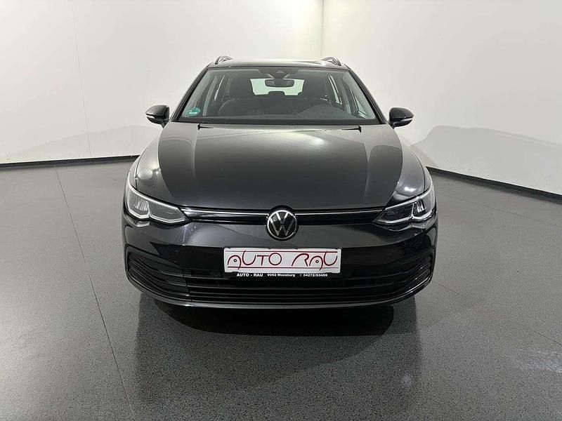 Gebraucht VW Golf VIII Life 116 PS (85 kW) 2022 Schwarz Kombi