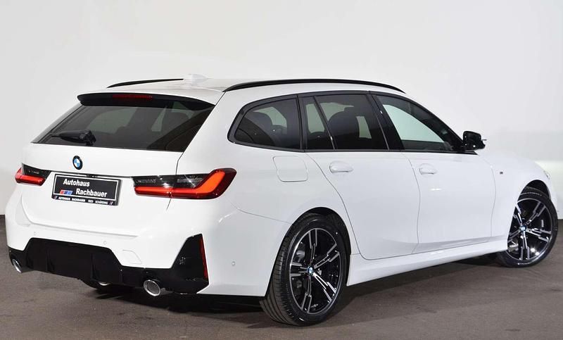 Gebraucht BMW 318 Efficient Dynamics 150 PS (110 kW) 2024 Alpinweiß Kombi