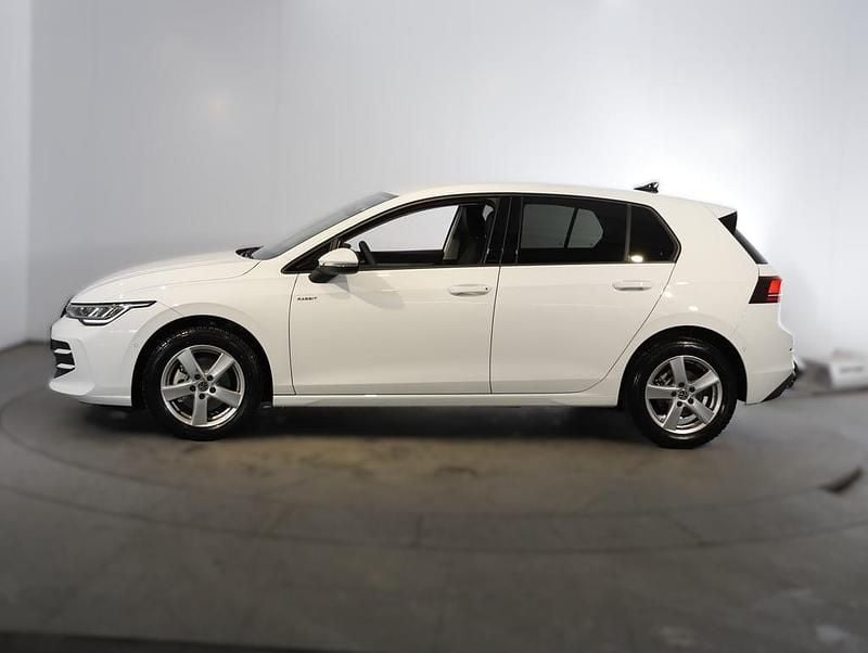 Neu VW Golf VIII 115 PS (84 kW) 2026 Weiss  normal Limousine