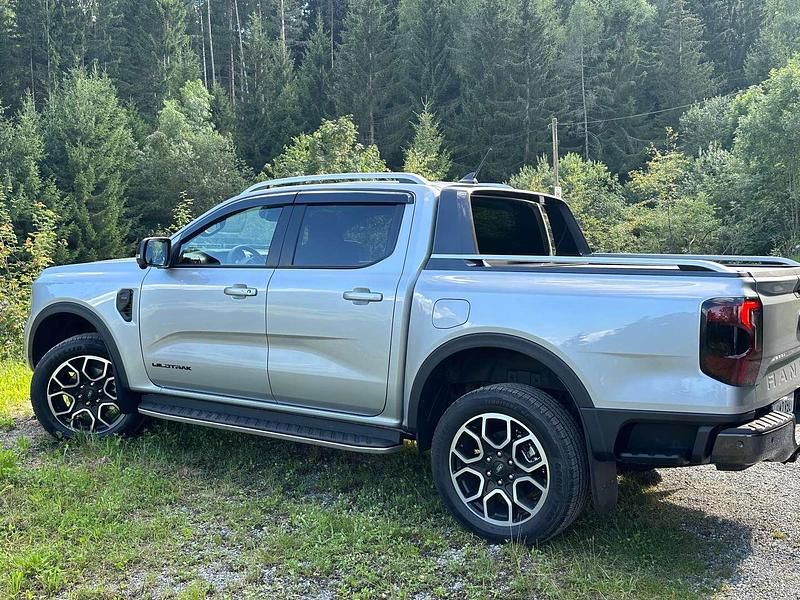 Gebraucht Ford Ranger Wildtrack 205 PS (150 kW) 2024 Silber Abholung