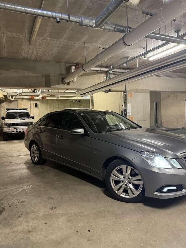 Gebraucht Mercedes E350 Avantgarde 231 PS (169 kW) 2010 Limousine