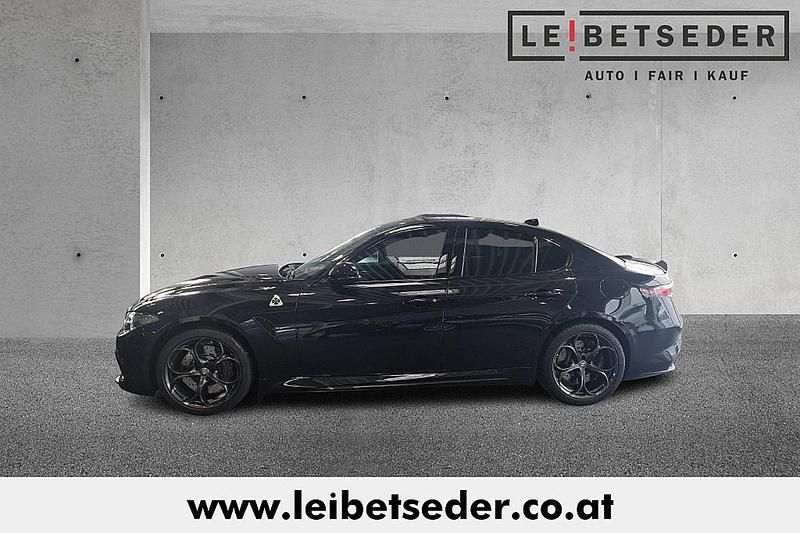 Gebraucht Alfa Romeo Giulia Quadrifoglio 510 PS (375 kW) 2023 Schwarz Limousine