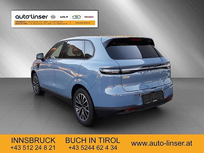Neu Leapmotor B10 160 kW (218 PS) 2025 Blau SUV