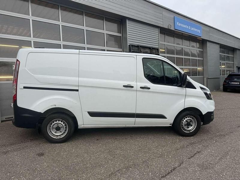 Gebraucht Ford Transit 105 PS (77 kW) 2019 Weiß Limousine