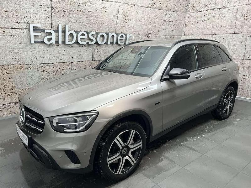 Beige Gebraucht 2021 Mercedes GLC300e SUV | € 26.500 - Bild 1/4