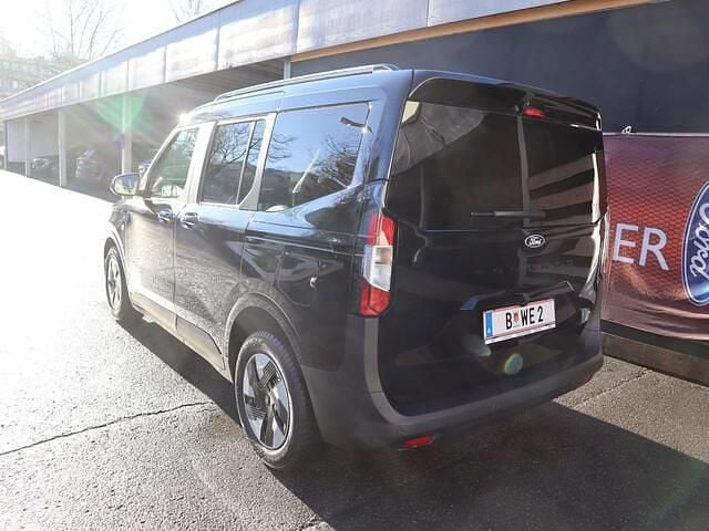 Neu Ford Tourneo Courier 125 PS (91 kW) 2026 Schwarz Van / Kleinbus