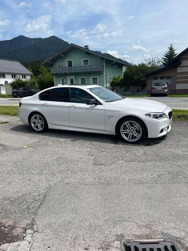 Gebraucht BMW 530 258 PS (189 kW) 2016 Limousine