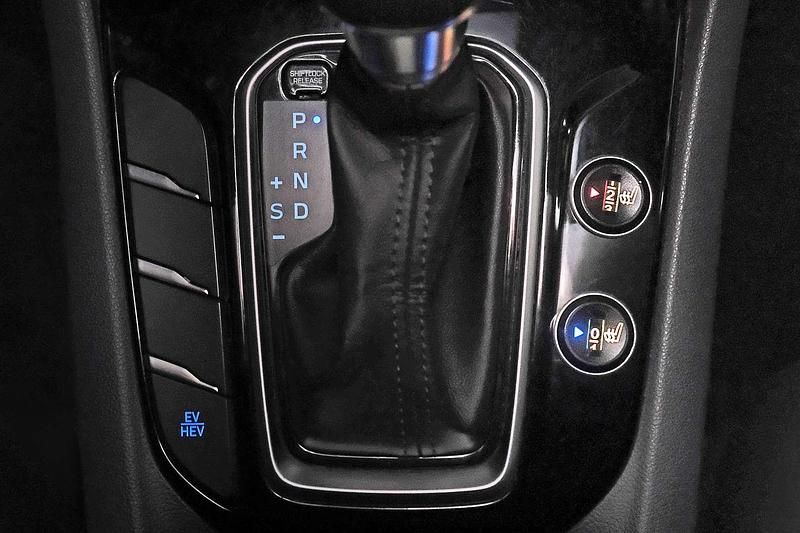 Gebraucht Hyundai Ioniq Trend 141 PS (103 kW) 2018 Blau Kleinwagen