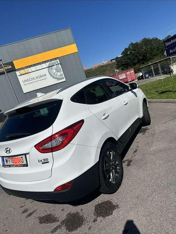 Gebraucht Hyundai ix35 Premium 116 PS (85 kW) 2015 SUV