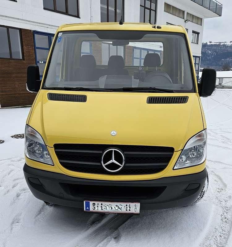 Gebraucht Mercedes Sprinter 163 PS (119 kW) 2012 Gelb Van