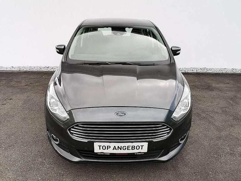 Gebraucht Ford S-MAX Trend 150 PS (110 kW) 2019 Grau Van / Kleinbus