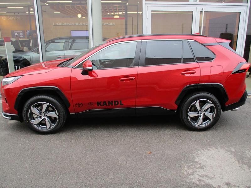 Gebraucht Toyota RAV4 Hybrid Active 185 PS (136 kW) 2026 SUV