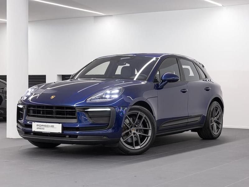 Blau Gebraucht 2024 Porsche Macan SUV | € 88.950 (Teuer) - Bild 1/4