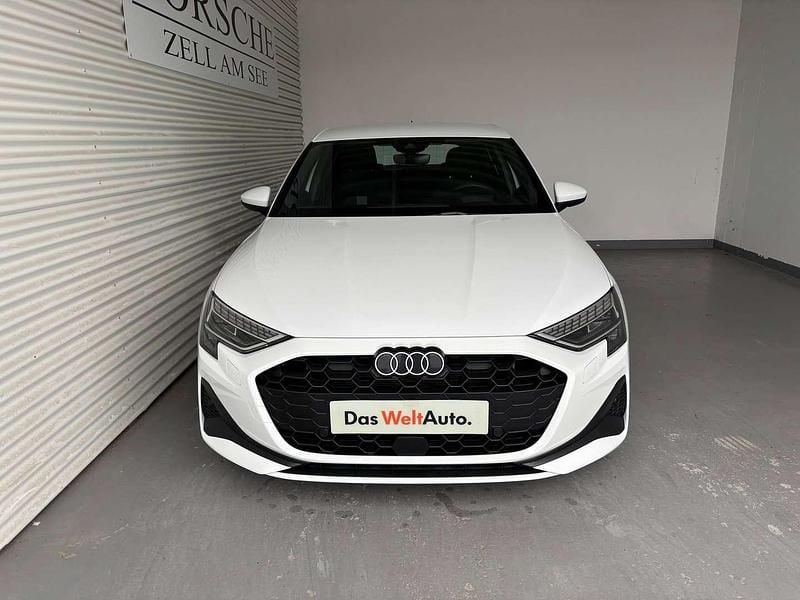 Gebraucht Audi A3 Ambiente 116 PS (85 kW) 2025 Weiss  normal Limousine